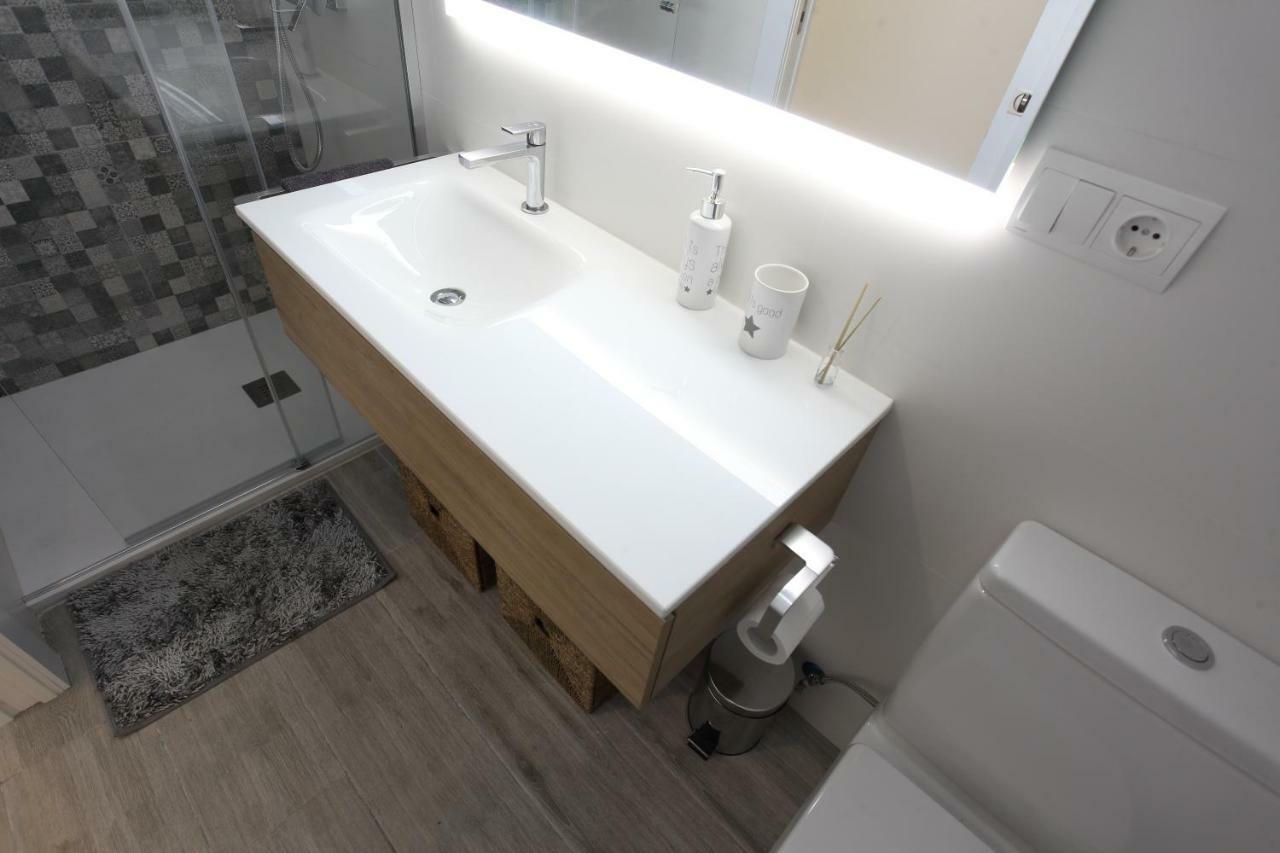 5 Senses Apartment บาเลนเซีย ภายนอก รูปภาพ